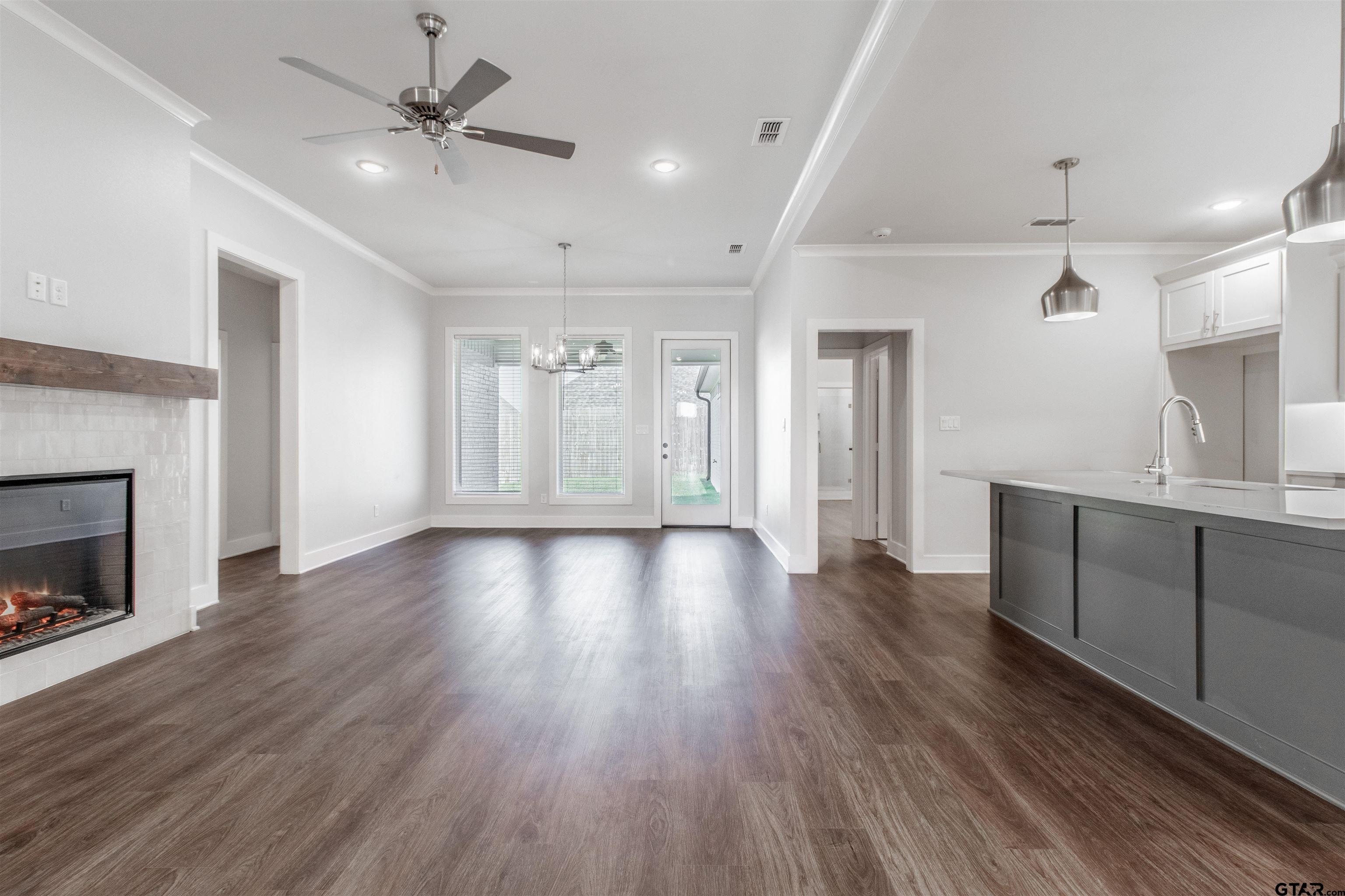 7013 Hillside, Tyler, TX 75707, 4 Bedrooms Bedrooms, ,2 BathroomsBathrooms,Residential,For Sale,7013 Hillside,25005836