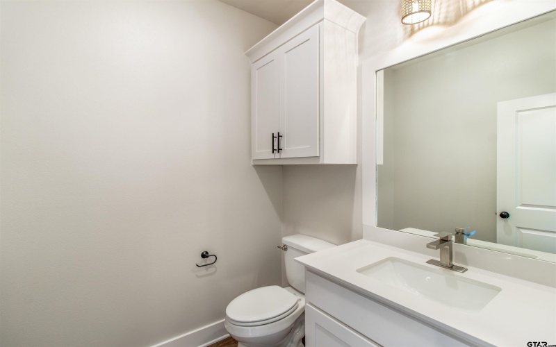 7013 Hillside, Tyler, TX 75707, 4 Bedrooms Bedrooms, ,2 BathroomsBathrooms,Residential,For Sale,7013 Hillside,25005836