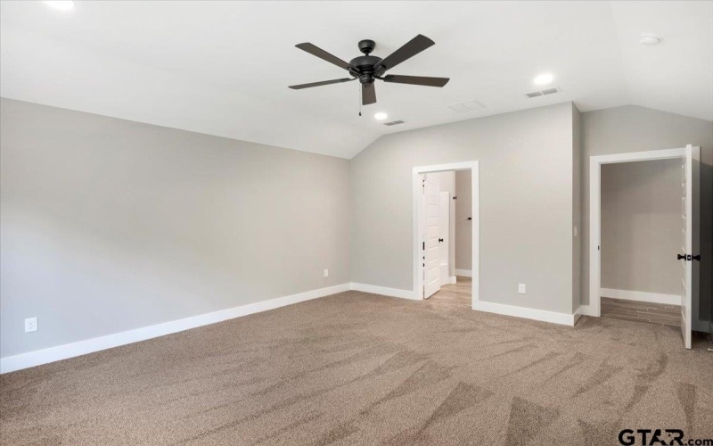 16226 Crossing Circle, Lindale, TX 75771, 4 Bedrooms Bedrooms, ,2 BathroomsBathrooms,Residential,For Sale,16226 Crossing Circle,25005995