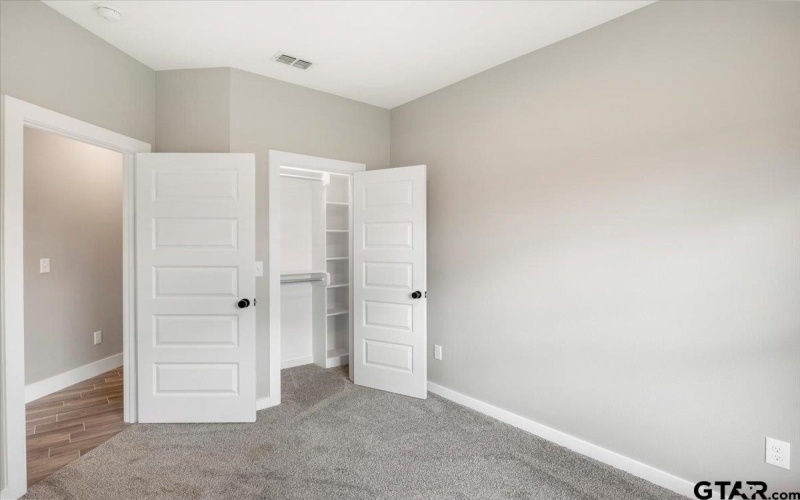 16226 Crossing Circle, Lindale, TX 75771, 4 Bedrooms Bedrooms, ,2 BathroomsBathrooms,Residential,For Sale,16226 Crossing Circle,25005995