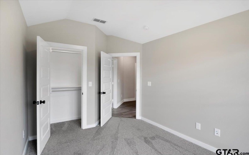 16226 Crossing Circle, Lindale, TX 75771, 4 Bedrooms Bedrooms, ,2 BathroomsBathrooms,Residential,For Sale,16226 Crossing Circle,25005995