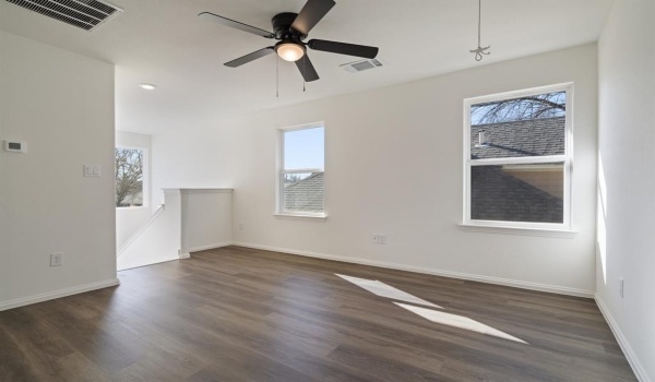 1404 Missouri Avenue, Fort Worth, TX 76104, 4 Bedrooms Bedrooms, ,3 BathroomsBathrooms,Residential,For Sale,1404 Missouri Avenue,20868744