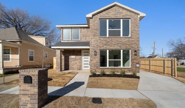 1404 Missouri Avenue, Fort Worth, TX 76104, 4 Bedrooms Bedrooms, ,3 BathroomsBathrooms,Residential,For Sale,1404 Missouri Avenue,20868744