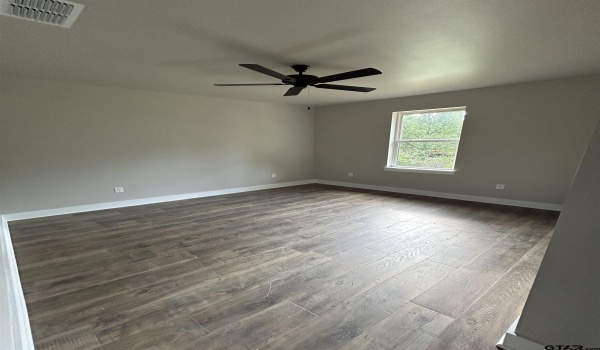 984 Mallard, Lindale, TX 75771, 4 Habitaciones Habitaciones , ,2 BañosBaños,Residential,En Venta,984 Mallard,25006356