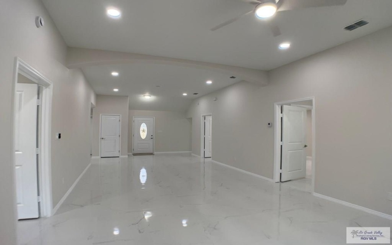 5 KANSAS RIVER DR, BROWNSVILLE, TX 78520, 3 Habitaciones Habitaciones , ,2 BañosBaños,Residential,En Venta,5 KANSAS RIVER DR,29761999