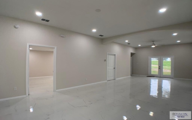 5 KANSAS RIVER DR, BROWNSVILLE, TX 78520, 3 Habitaciones Habitaciones , ,2 BañosBaños,Residential,En Venta,5 KANSAS RIVER DR,29761999