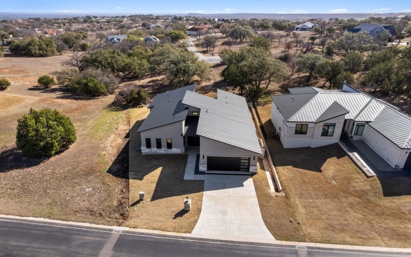 612 Broken Hills Drive, Horseshoe Bay, TX 78657, 4 Habitaciones Habitaciones , ,2 BañosBaños,Residential,En Venta,612 Broken Hills Drive,172549