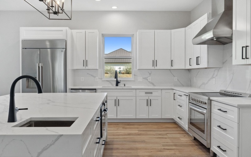 612 Broken Hills Drive, Horseshoe Bay, TX 78657, 4 Habitaciones Habitaciones , ,2 BañosBaños,Residential,En Venta,612 Broken Hills Drive,172549