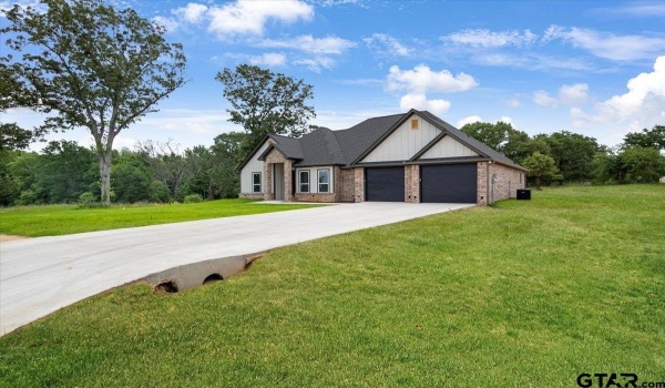 11941 Tara Ln, Lindale, TX 75771, 4 Habitaciones Habitaciones , ,2 BañosBaños,Residential,En Venta,11941 Tara Ln,25006777