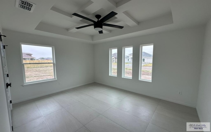 6050 REYMUNDO ST, EDINBURG, TX 78542, 3 Bedrooms Bedrooms, ,2 BathroomsBathrooms,Residential,For Sale,6050 REYMUNDO ST,29762081