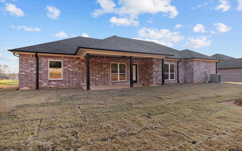 20047 County Road 2152, Troup, TX 75789, 3 Bedrooms Bedrooms, ,2 BathroomsBathrooms,Residential,For Sale,20047 County Road 2152,25006834