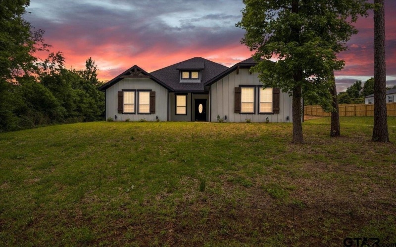 182 Allen St, Kilgore, TX 75662, 4 Bedrooms Bedrooms, ,2 BathroomsBathrooms,Residential,For Sale,182 Allen St,25006836