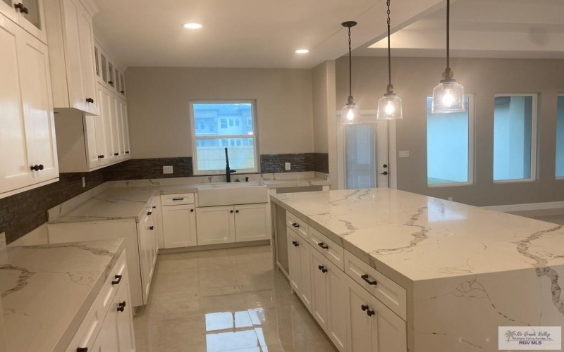 2626 ARELY LN, BROWNSVILLE, TX 78526, 4 Bedrooms Bedrooms, ,3 BathroomsBathrooms,Residential,For Sale,2626 ARELY LN,29762147