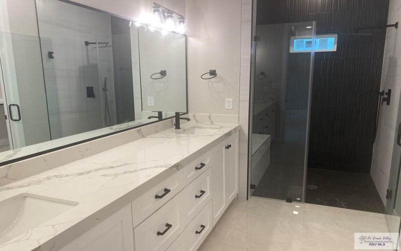 2626 ARELY LN, BROWNSVILLE, TX 78526, 4 Bedrooms Bedrooms, ,3 BathroomsBathrooms,Residential,For Sale,2626 ARELY LN,29762147