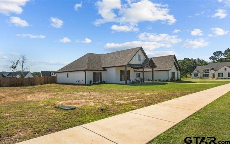 12237 Harlon Street, Flint, TX 75762, 4 Bedrooms Bedrooms, ,3 BathroomsBathrooms,Residential,For Sale,12237 Harlon Street,25006850