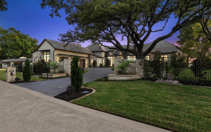 559 Crestwood Dr, Kingsland, TX 78639, 5 Habitaciones Habitaciones , ,6 BañosBaños,Residential,En Venta,559 Crestwood Dr,172589
