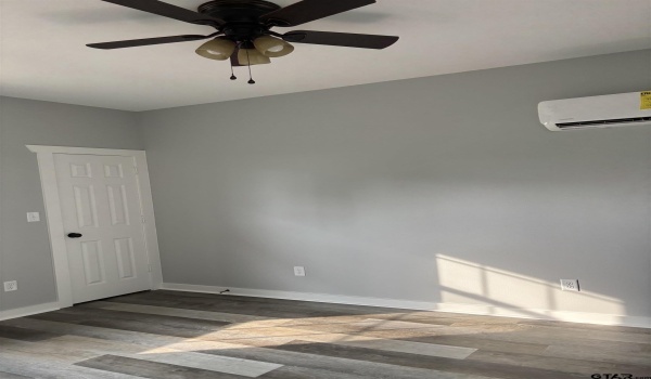 11571 19th unit 102, Tyler, TX 75708, 1 Bedroom Bedrooms, ,1 BathroomBathrooms,Residential,For Sale,11571 19th unit 102,25006911