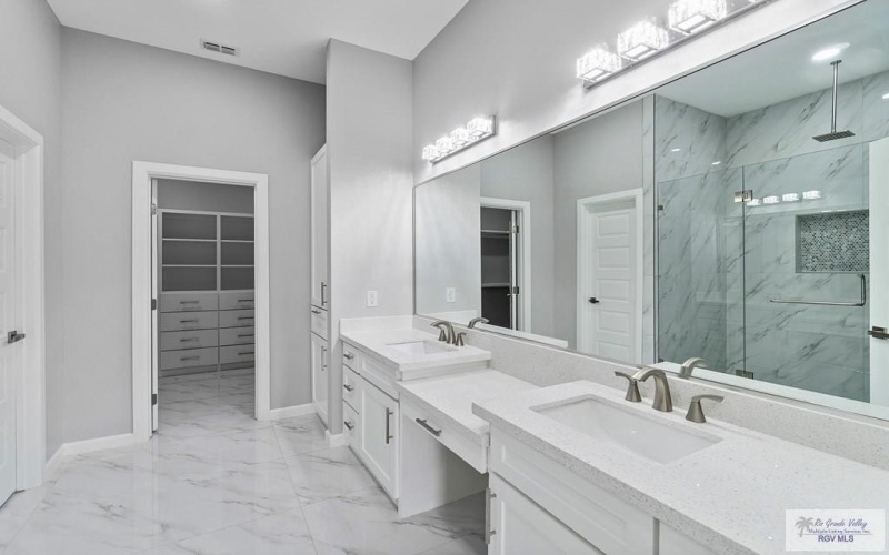 519 ORIOLE DR, LOS FRESNOS, TX 78566, 3 Bedrooms Bedrooms, ,2 BathroomsBathrooms,Residential,For Sale,519 ORIOLE DR,29762237