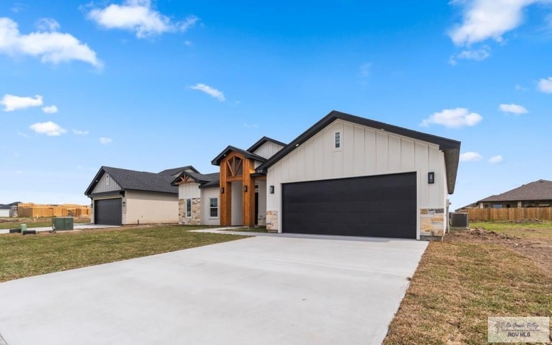519 ORIOLE DR, LOS FRESNOS, TX 78566, 3 Bedrooms Bedrooms, ,2 BathroomsBathrooms,Residential,For Sale,519 ORIOLE DR,29762237