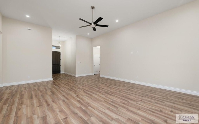 16579 NAPPER LN, HARLINGEN, TX 78552, 4 Bedrooms Bedrooms, ,3 BathroomsBathrooms,Residential,For Sale,16579 NAPPER LN,29762321