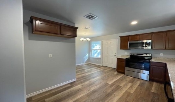 1811 Morgan Street, Greenville, TX 75401, 3 Bedrooms Bedrooms, ,2 BathroomsBathrooms,Residential,For Sale,1811 Morgan Street,20866648