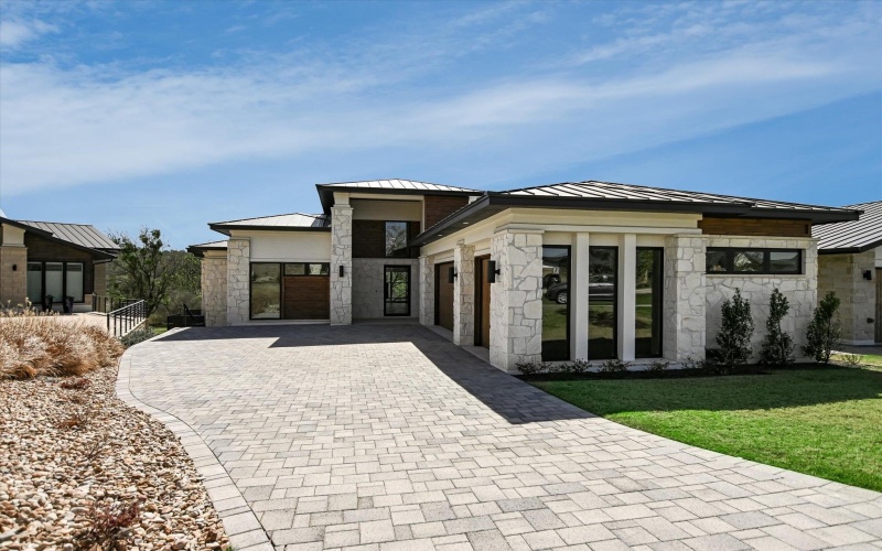 317 Azalea Court, Horseshoe Bay, TX 76857, 4 Bedrooms Bedrooms, ,5 BathroomsBathrooms,Residential,For Sale,317 Azalea Court,172610