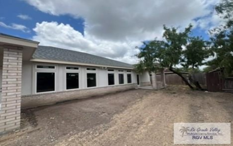 1173 SQUAW VALLEY DR. #B, BROWNSVILLE, TX 78520, 2 Habitaciones Habitaciones , ,2 BañosBaños,Residential Lease,En Alquiler,1173 SQUAW VALLEY DR.,29762416