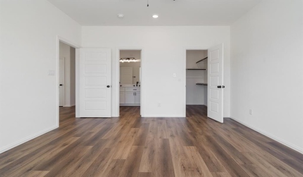 1424 Missouri Avenue, Fort Worth, TX 76104, 4 Bedrooms Bedrooms, ,3 BathroomsBathrooms,Residential,For Sale,1424 Missouri Avenue,20868752