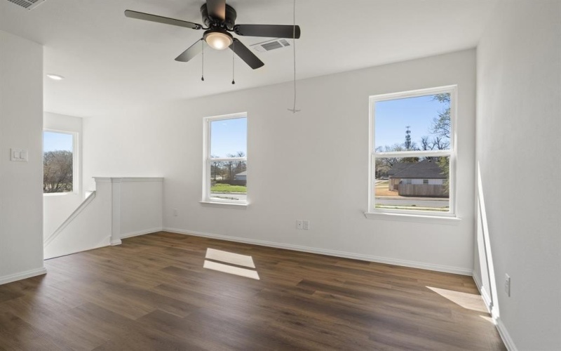 1424 Missouri Avenue, Fort Worth, TX 76104, 4 Bedrooms Bedrooms, ,3 BathroomsBathrooms,Residential,For Sale,1424 Missouri Avenue,20868752