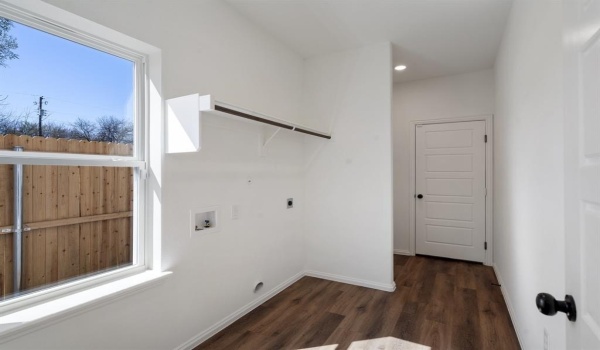 1424 Missouri Avenue, Fort Worth, TX 76104, 4 Bedrooms Bedrooms, ,3 BathroomsBathrooms,Residential,For Sale,1424 Missouri Avenue,20868752