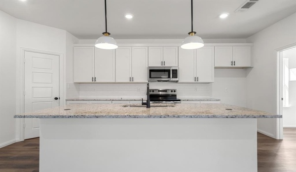 1424 Missouri Avenue, Fort Worth, TX 76104, 4 Bedrooms Bedrooms, ,3 BathroomsBathrooms,Residential,For Sale,1424 Missouri Avenue,20868752