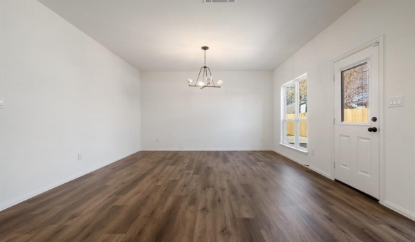 1424 Missouri Avenue, Fort Worth, TX 76104, 4 Bedrooms Bedrooms, ,3 BathroomsBathrooms,Residential,For Sale,1424 Missouri Avenue,20868752