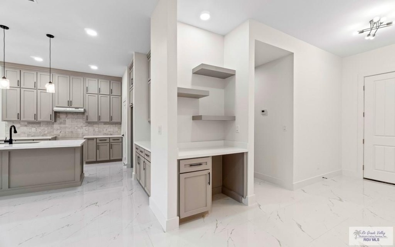 4575 RIVER OAK CIR, BROWNSVILLE, TX 78520, 3 Bedrooms Bedrooms, ,2 BathroomsBathrooms,Residential,For Sale,4575 RIVER OAK CIR,29762469
