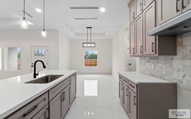 4575 RIVER OAK CIR, BROWNSVILLE, TX 78520, 3 Bedrooms Bedrooms, ,2 BathroomsBathrooms,Residential,For Sale,4575 RIVER OAK CIR,29762469