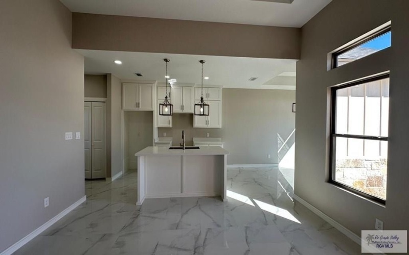 2813 ARI DR, BROWNSVILLE, TX 78526, 3 Bedrooms Bedrooms, ,2 BathroomsBathrooms,Residential,For Sale,2813 ARI DR,29762484