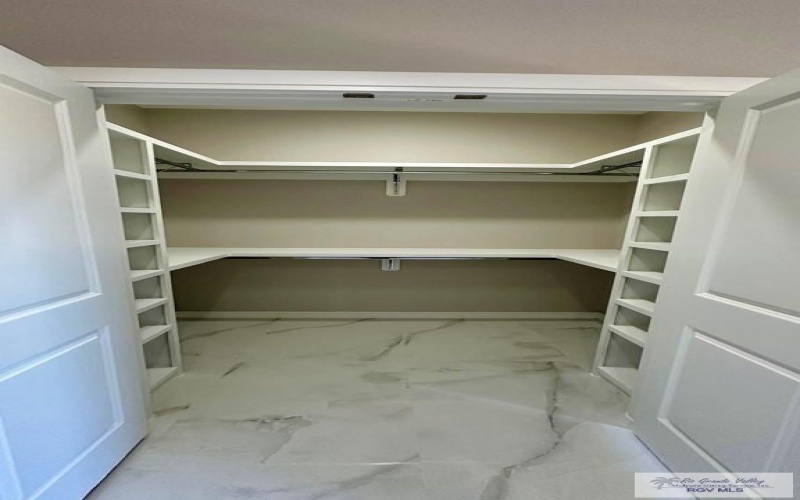 2813 ARI DR, BROWNSVILLE, TX 78526, 3 Bedrooms Bedrooms, ,2 BathroomsBathrooms,Residential,For Sale,2813 ARI DR,29762484