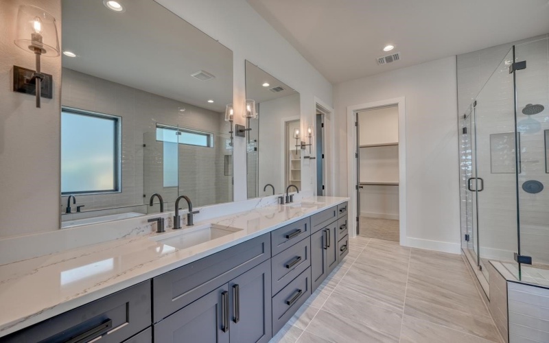 3170 River Oaks Drive, Kingsland, TX 78639, 5 Bedrooms Bedrooms, ,6 BathroomsBathrooms,Residential,For Sale,3170 River Oaks Drive,172676
