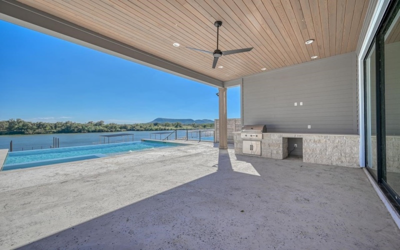 3170 River Oaks Drive, Kingsland, TX 78639, 5 Bedrooms Bedrooms, ,6 BathroomsBathrooms,Residential,For Sale,3170 River Oaks Drive,172676