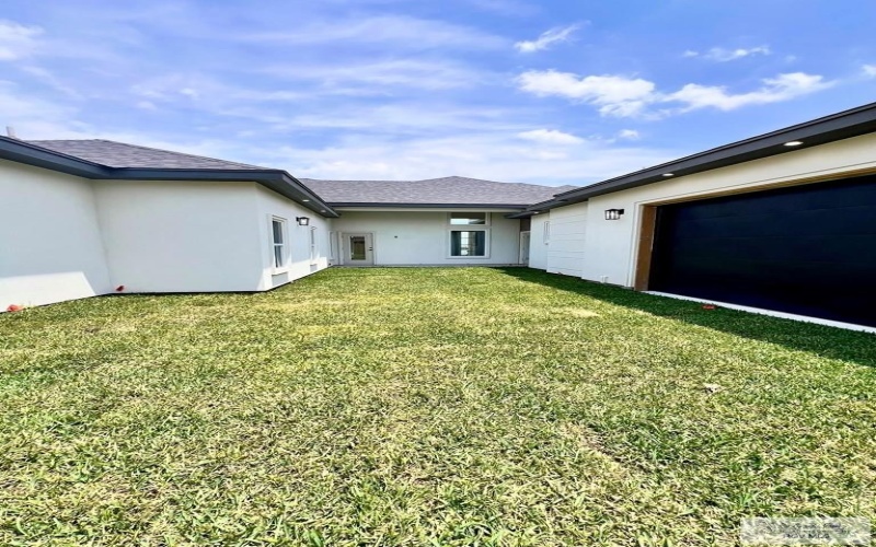 6096 WEST PALM ST, BROWNSVILLE, TX 78526, 4 Bedrooms Bedrooms, ,3 BathroomsBathrooms,Residential,For Sale,6096 WEST PALM ST,29762493