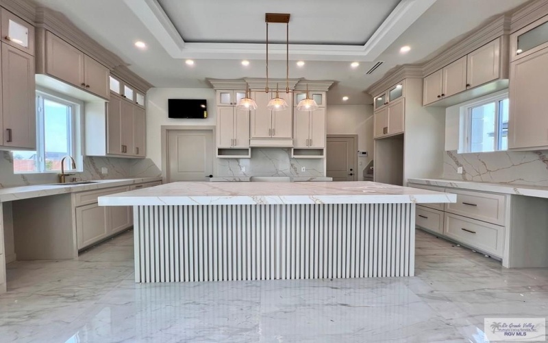 6096 WEST PALM ST, BROWNSVILLE, TX 78526, 4 Bedrooms Bedrooms, ,3 BathroomsBathrooms,Residential,For Sale,6096 WEST PALM ST,29762493