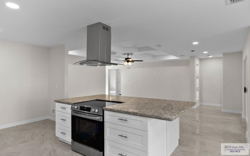 426 SANTA ISABEL, LAGUNA VISTA, TX 78578, 3 Bedrooms Bedrooms, ,2 BathroomsBathrooms,Residential,For Sale,426 SANTA ISABEL,29762496
