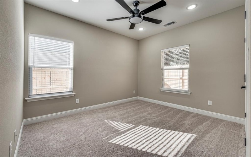 5858 Black Pine Circle, Granbury, TX 76048, 3 Bedrooms Bedrooms, ,2 BathroomsBathrooms,Residential,For Sale,5858 Black Pine Circle,20866676