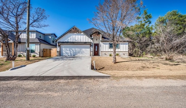 5858 Black Pine Circle, Granbury, TX 76048, 3 Bedrooms Bedrooms, ,2 BathroomsBathrooms,Residential,For Sale,5858 Black Pine Circle,20866676