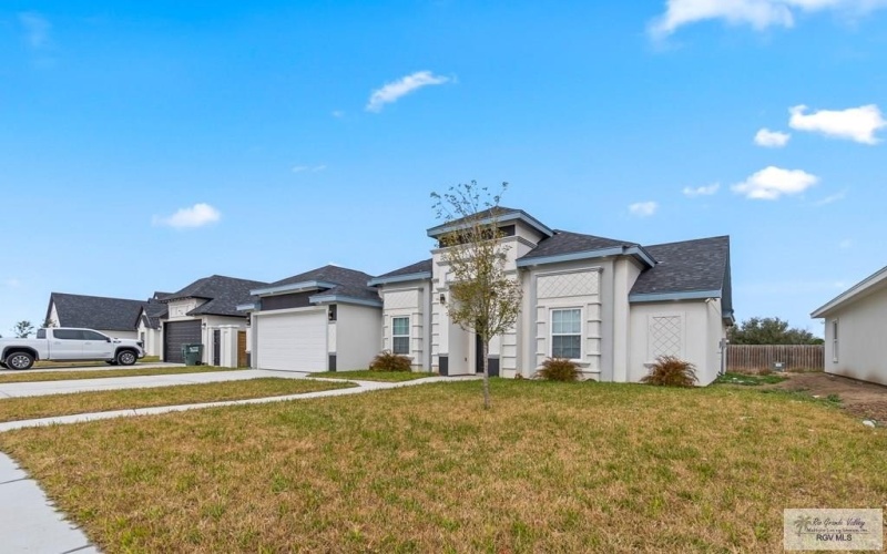 332 ALAZAN LANE, ALAMO, TX 78516, 3 Bedrooms Bedrooms, ,2 BathroomsBathrooms,Residential,For Sale,332 ALAZAN LANE,29762542