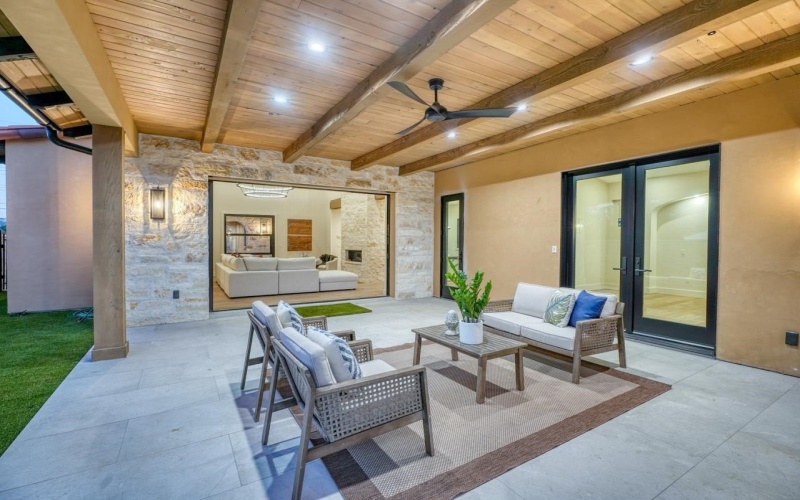 92 Encantada, Horseshoe Bay, TX 78657, 3 Bedrooms Bedrooms, ,3 BathroomsBathrooms,Residential,For Sale,92 Encantada,172740