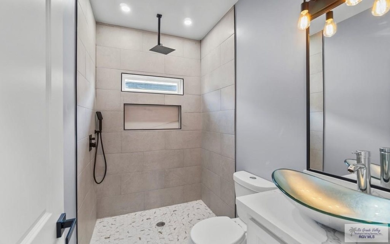 712 KAYLEE DR, LA FERIA, TX 78559, 4 Habitaciones Habitaciones , ,2 BañosBaños,Residential,En Venta,712 KAYLEE DR,29762593