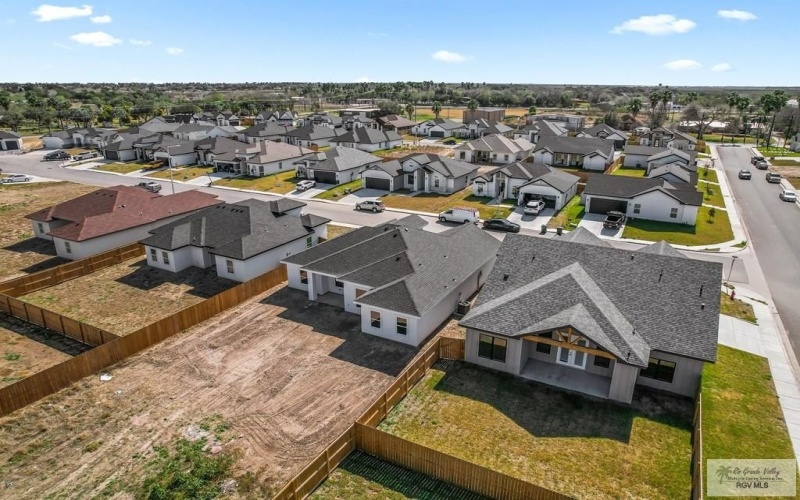 712 KAYLEE DR, LA FERIA, TX 78559, 4 Habitaciones Habitaciones , ,2 BañosBaños,Residential,En Venta,712 KAYLEE DR,29762593