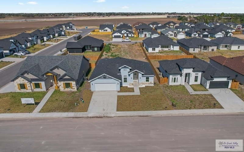 712 KAYLEE DR, LA FERIA, TX 78559, 4 Habitaciones Habitaciones , ,2 BañosBaños,Residential,En Venta,712 KAYLEE DR,29762593