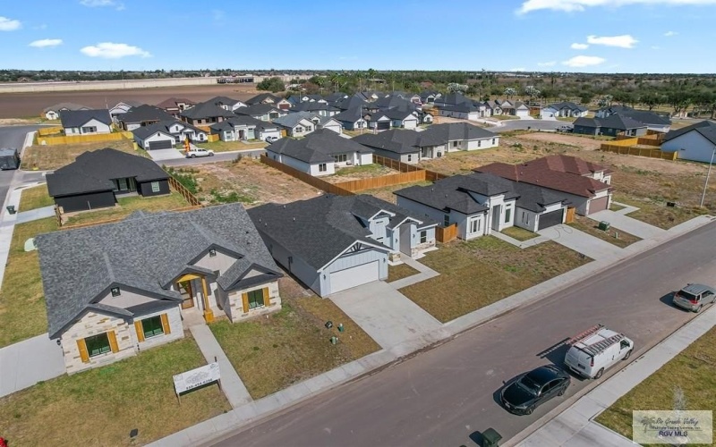 712 KAYLEE DR, LA FERIA, TX 78559, 4 Habitaciones Habitaciones , ,2 BañosBaños,Residential,En Venta,712 KAYLEE DR,29762593