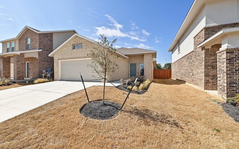 108 Standing Rock Lane, Marble Falls, TX 78654, 3 Bedrooms Bedrooms, ,2 BathroomsBathrooms,Residential Lease,For Rent,108 Standing Rock Lane,172833